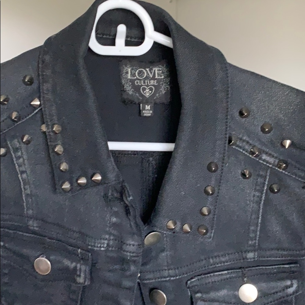 Rustic Vest - Picture 2 of 4
